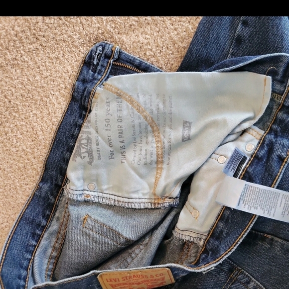 Vintage Levi’s 550 jeans - Picture 5 of 8